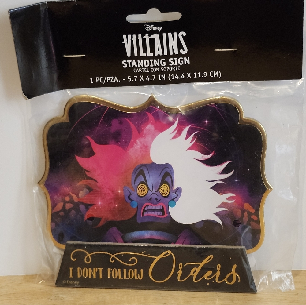 *4 for $20* Disney Villains Standing Sign - Cruella De Vil